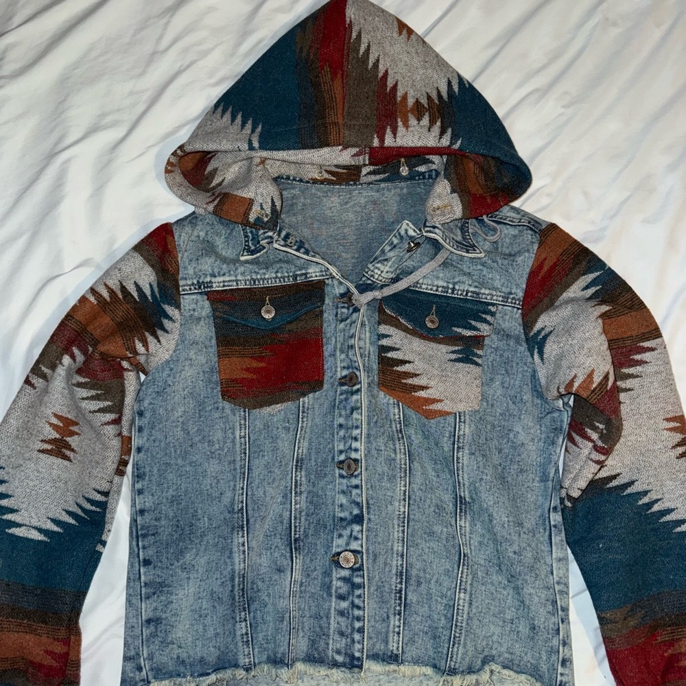 Western Denim Jacket with Aztec Pattern